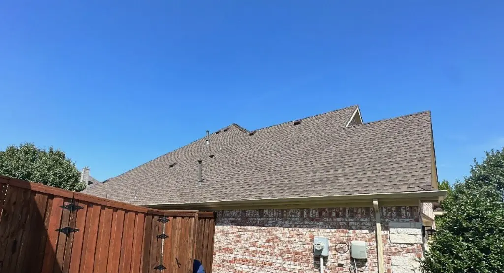 Completed roof replacement project in Columbus